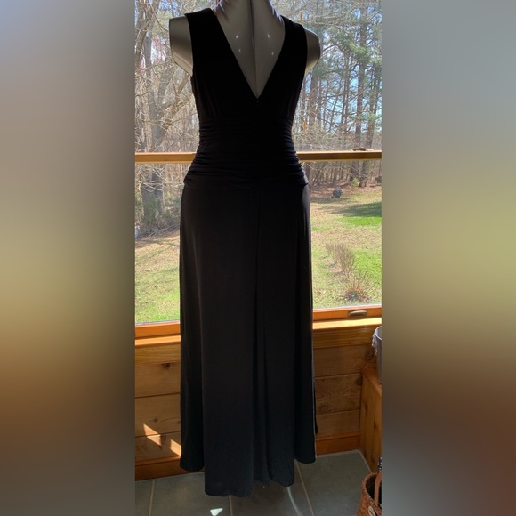 TADASHI SHOJI Woman’s XL Rune Twisted Black Evening Gown - Picture 3 of 12